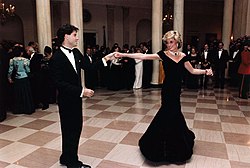 Diana és John Travolta tánca, 1985. november 9-én
